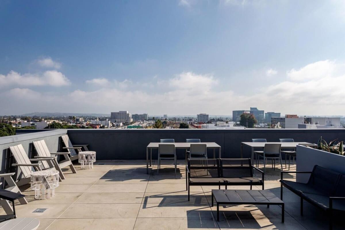 Stylish Near Ucla Coliving Suite W In Unit W&D Los Angeles Eksteriør billede